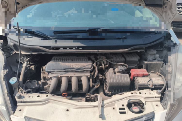 Used Honda Fit 2008 1.3L automatic comfort version Engine Bay