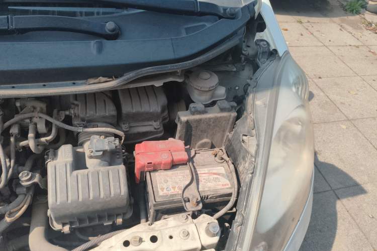Used Honda Fit 2008 1.3L automatic comfort version Engine Bay Left