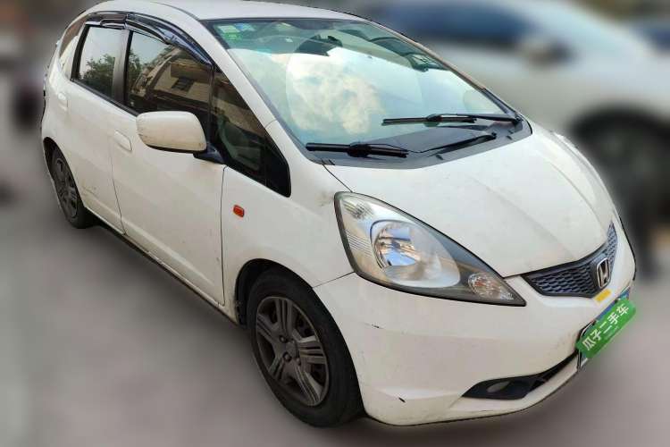 Used Honda Fit 2008 1.3L automatic comfort version Front Right 45 Deg