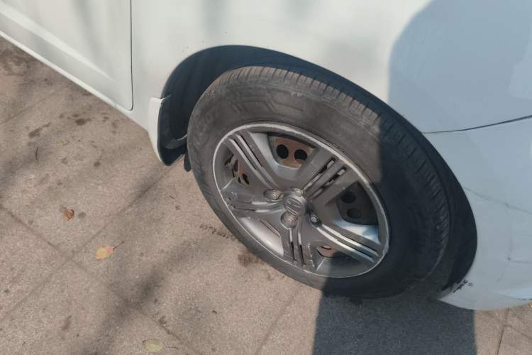 Used Honda Fit 2008 1.3L automatic comfort version Right Front Wheel Hub