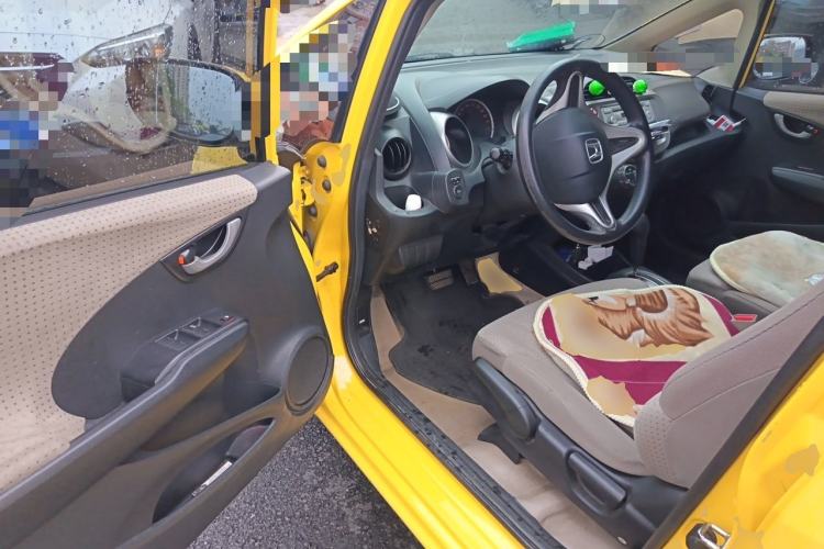 Used Honda Fit 2008 1.3L automatic comfort version Driver Seat
