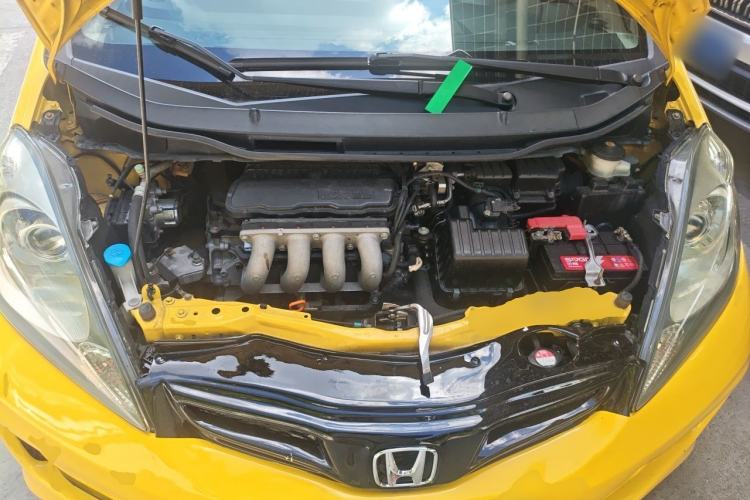 Used Honda Fit 2008 1.5L manual luxury version Engine Bay