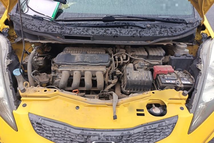 Used Honda Fit 2008 1.3L automatic comfort version Engine Bay