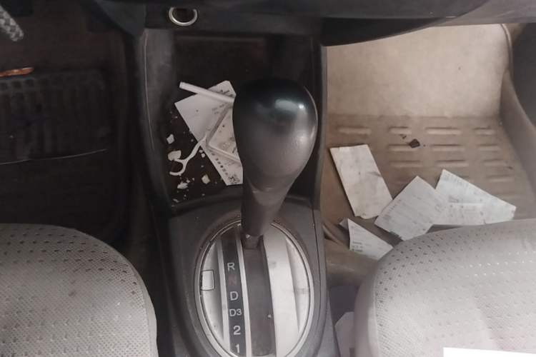 Used Honda Fit 2008 1.3L automatic comfort version Gear Lever
