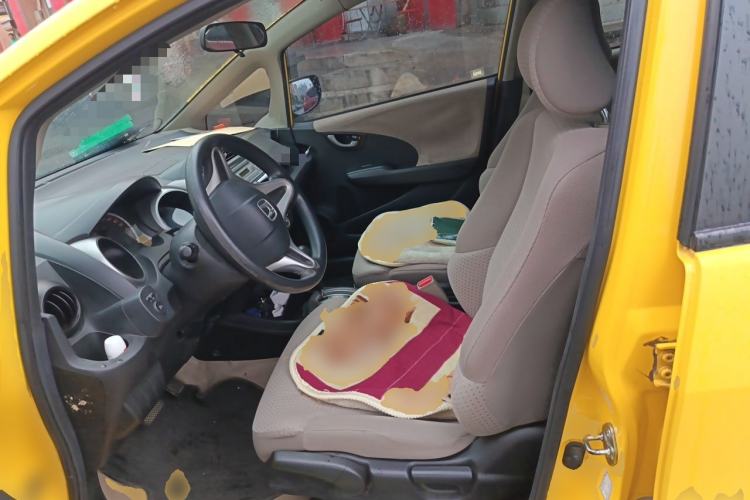 Used Honda Fit 2008 1.3L automatic comfort version Left Front Seat