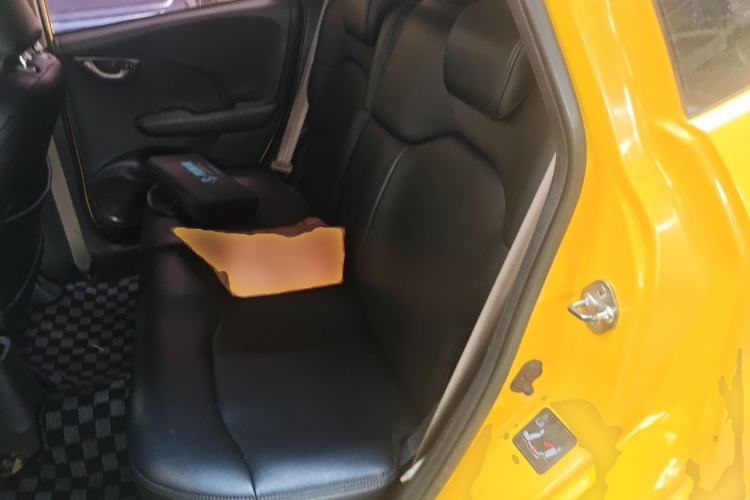 Used Honda Fit 2008 1.5L manual luxury version Left Rear Seat
