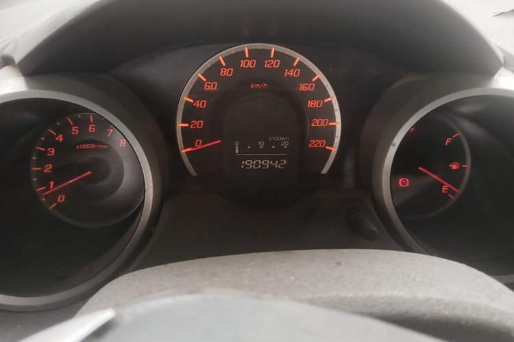 Used Honda Fit 2008 1.3L automatic comfort version Odometer Close Up