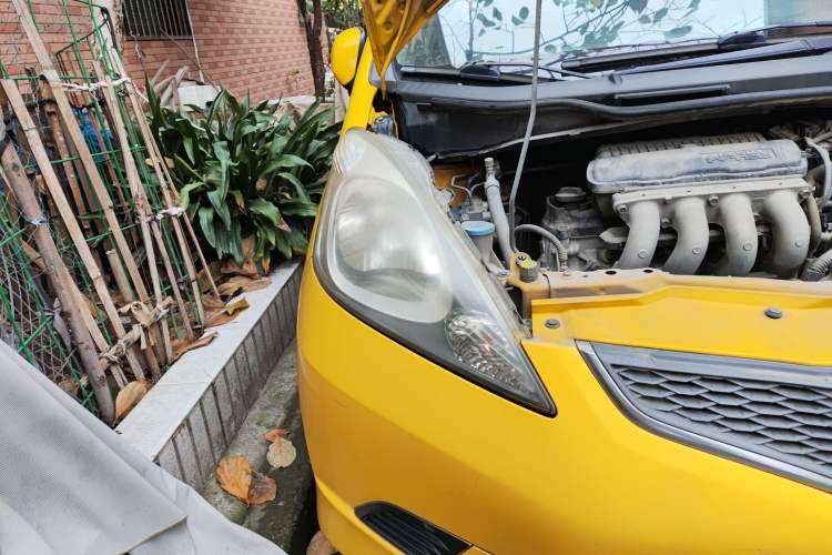 Used Honda Fit 2008 1.5L Automatic Cool Sports Edition Right Front Headlight