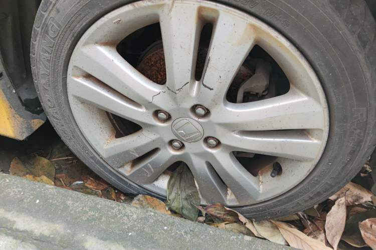 Used Honda Fit 2008 1.5L Automatic Cool Sports Edition Right Front Wheel Hub