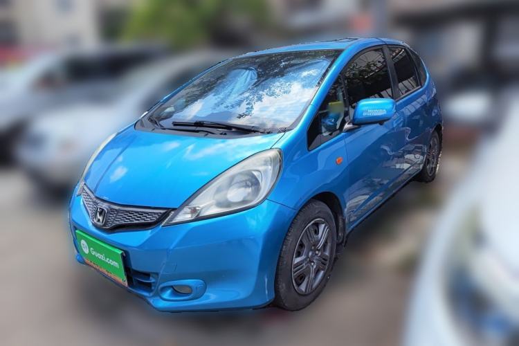 Ojetý Honda Fit 2011 1.3L manual Comfort version Guazi used car, China used car export, Used car for sale, Used cars, Cheapest cars for sale