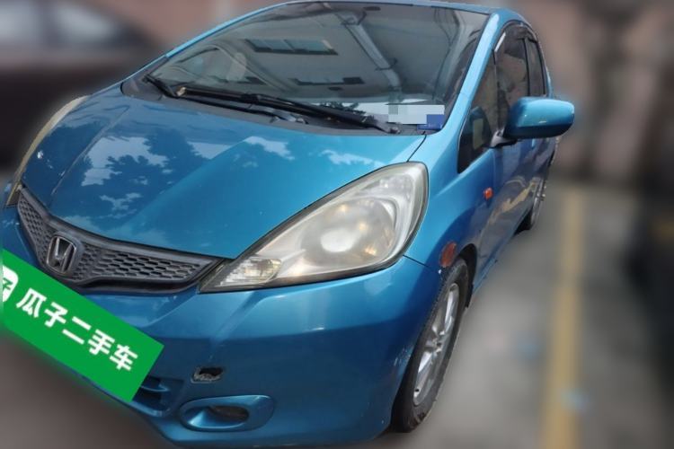 Used Honda Fit 2011 1.3L manual Comfort version Guazi used car, China used car export, Used car for sale, Used  cars, Cheapest cars for sale