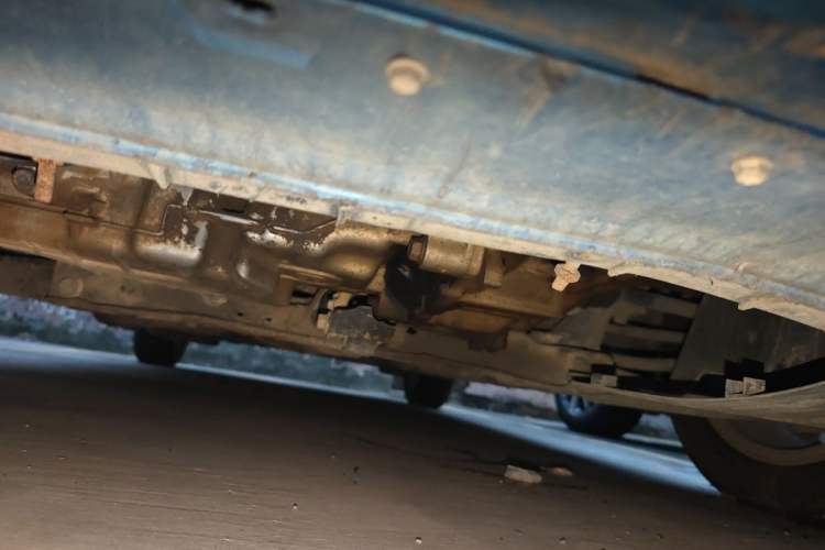 Used Honda Fit 2011 1.3L manual Comfort version Chassis Front