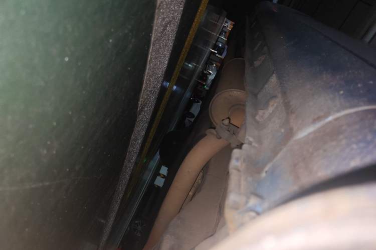 Used Honda Fit 2011 1.5L Automatic Luxury Edition Chassis Front Right