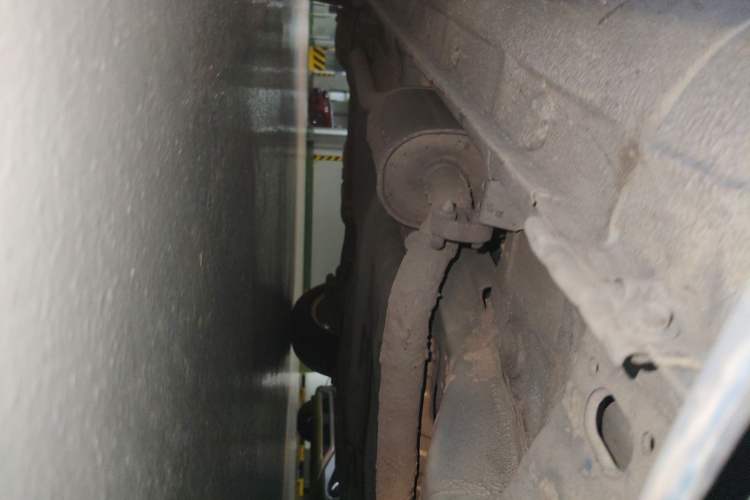 Used Honda Fit 2011 1.3L manual Comfort version Chassis Front Right