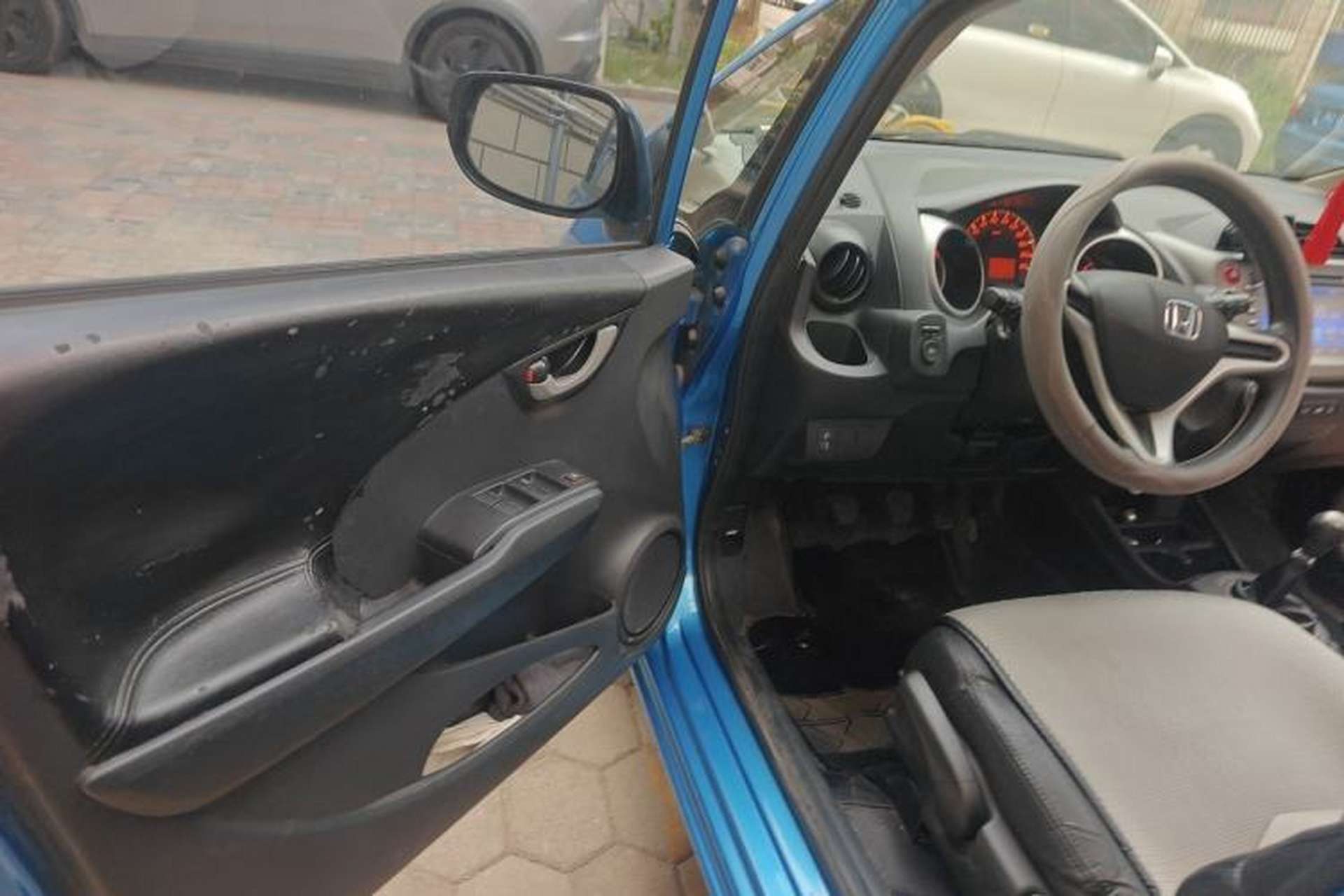Used Honda Fit 2011 1.5L manual luxury version Driver Seat