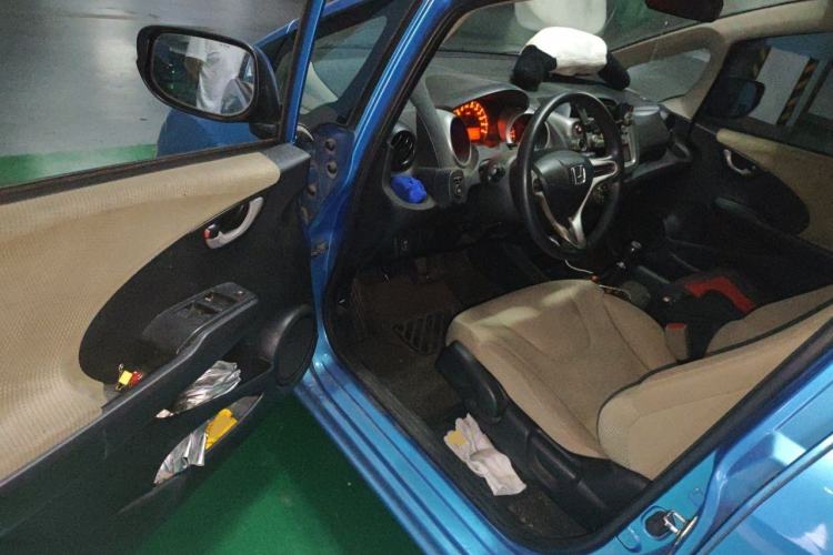 Used Honda Fit 2011 1.3L manual Comfort version Driver Seat