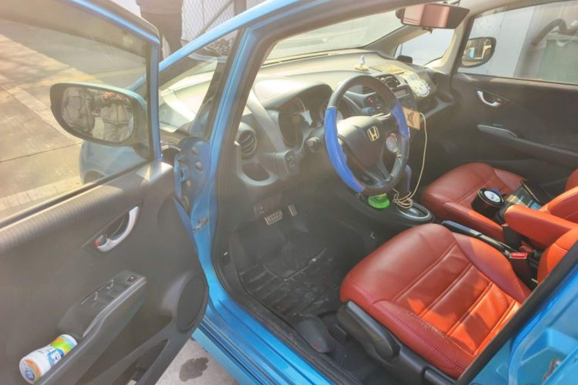 Used Honda Fit 2011 1.5L automatic panoramic sunroof version Driver Seat