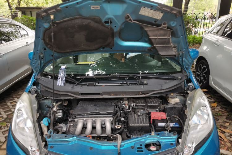 Used Honda Fit 2011 1.3L automatic comfort version Engine Bay