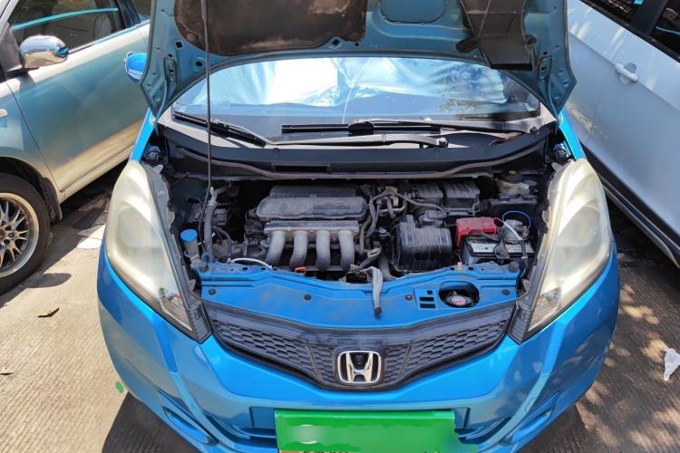 Used Honda Fit 2011 1.3L manual Comfort version Engine Bay