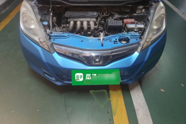 Used Honda Fit 2011 1.5L Automatic Luxury Edition Engine Bay