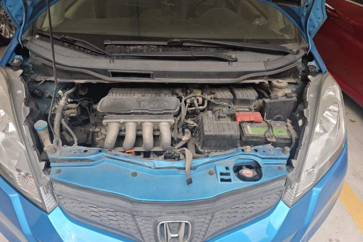 Used Honda Fit 2011 1.3L manual Comfort version Engine Bay