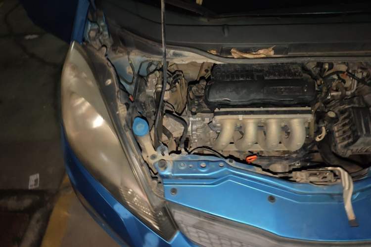 Used Honda Fit 2011 1.3L manual Comfort version Engine Bay Right