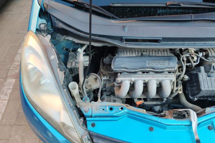 Used Honda Fit 2011 1.3L manual Comfort version Engine Bay Right