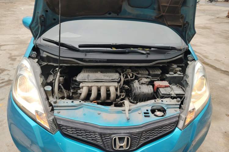 Used Honda Fit 2011 1.3L manual Comfort version Engine Bay