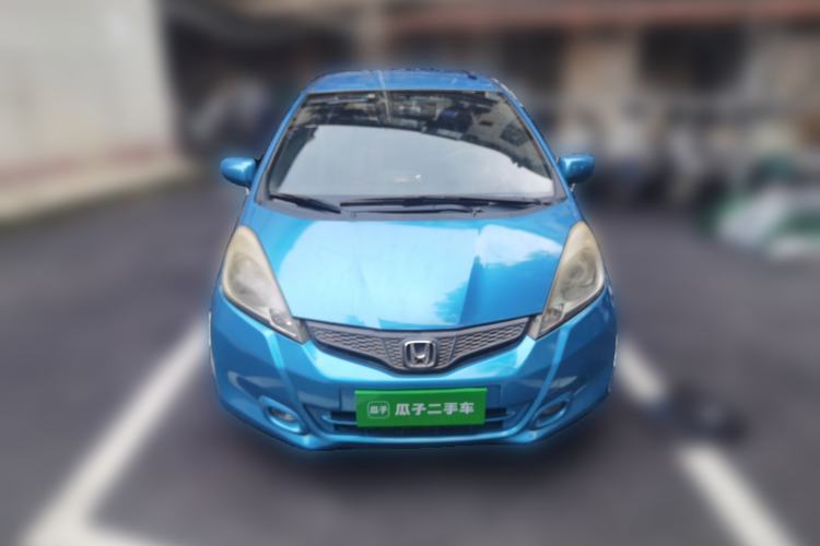 Used Honda Fit 2011 1.3L automatic comfort version Front