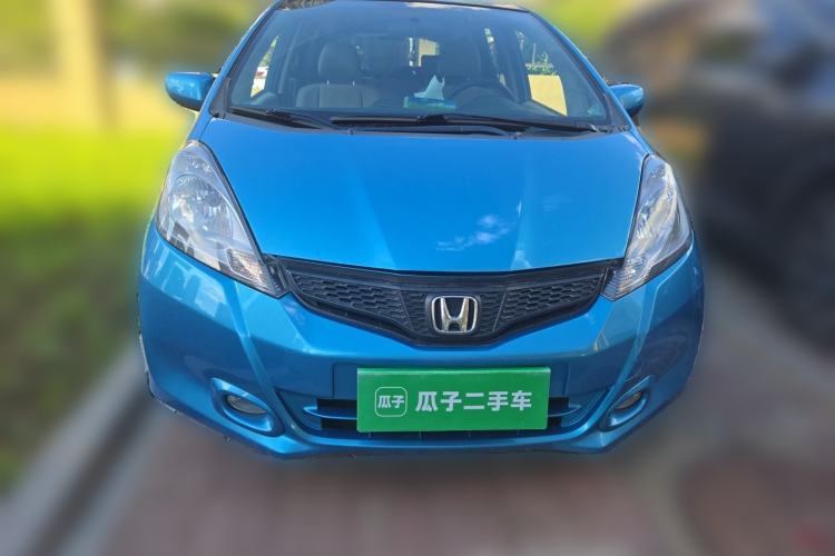 Used Honda Fit 2011 1.3L automatic comfort version Front