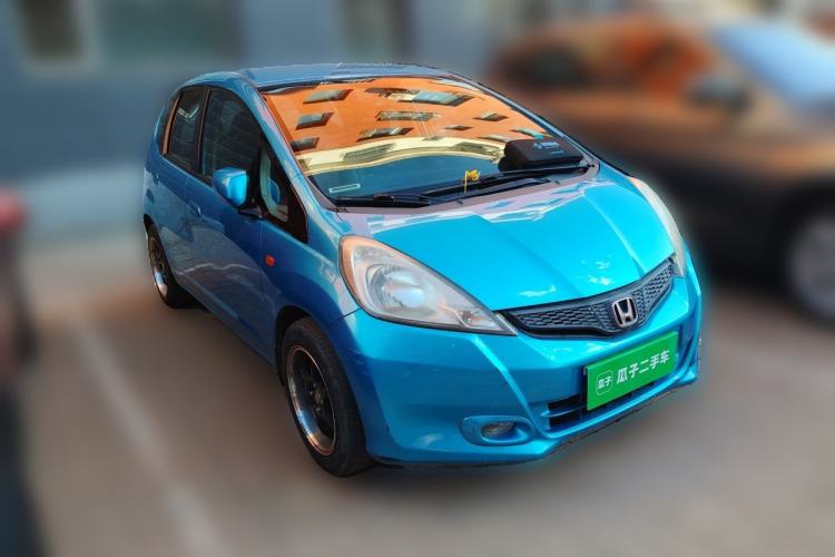 Used Honda Fit 2011 1.3L manual Comfort version Front Right 45 Deg
