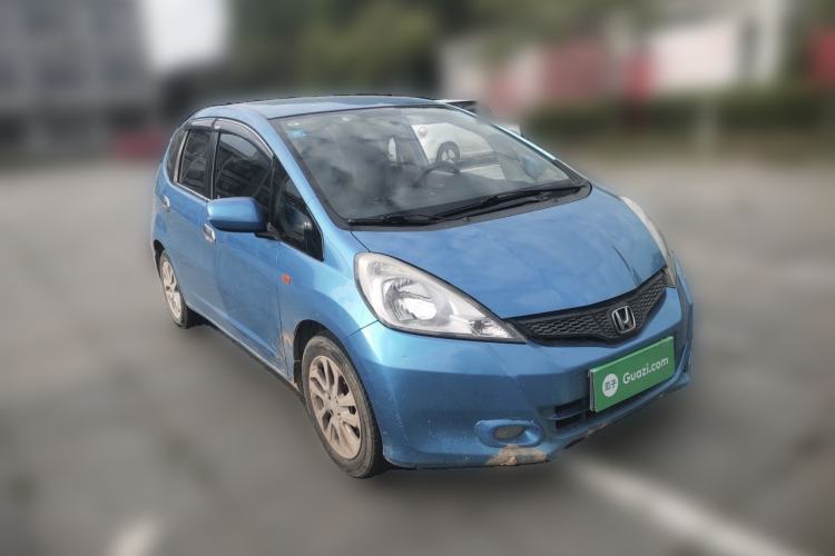 Used Honda Fit 2011 1.3L manual Comfort version Front Right 45 Deg