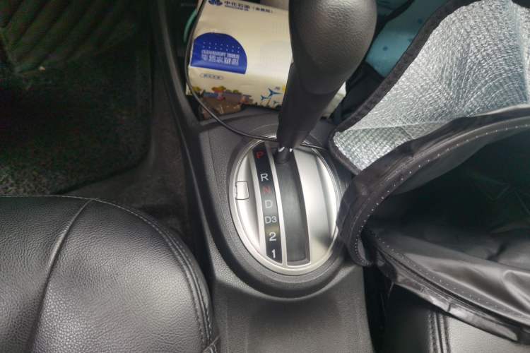 Used Honda Fit 2011 1.3L automatic comfort version Gear Lever