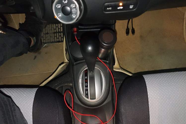 Used Honda Fit 2011 1.3L automatic comfort version Gear Lever
