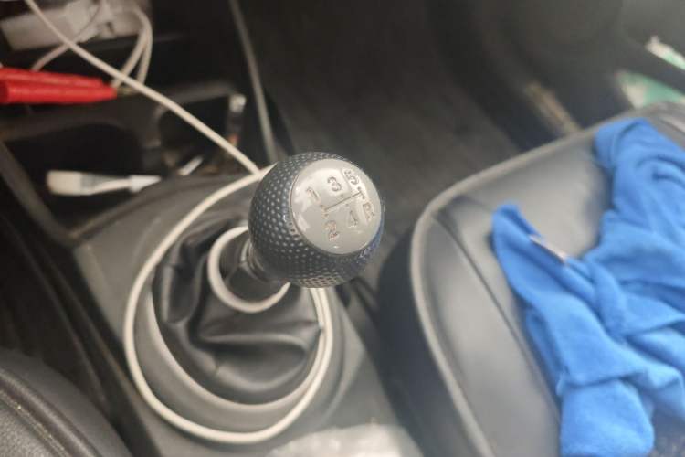Used Honda Fit 2011 1.3L manual Comfort version Gear Lever