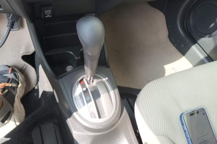Used Honda Fit 2011 1.3L automatic comfort version Gear Lever