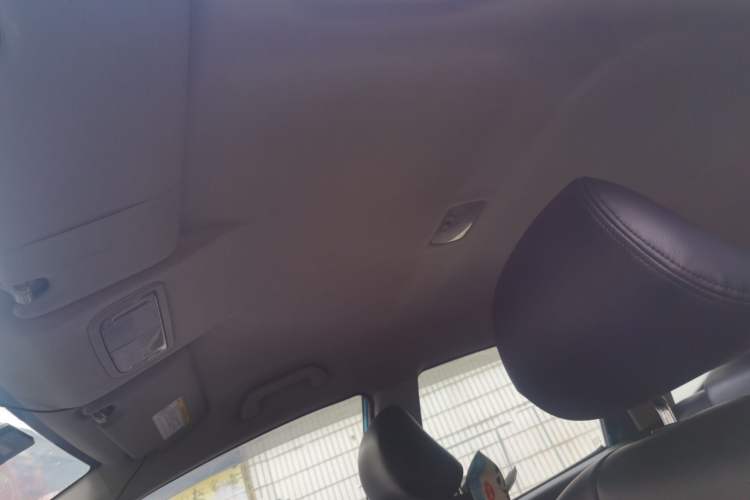Used Honda Fit 2011 1.3L automatic comfort version Headliner
