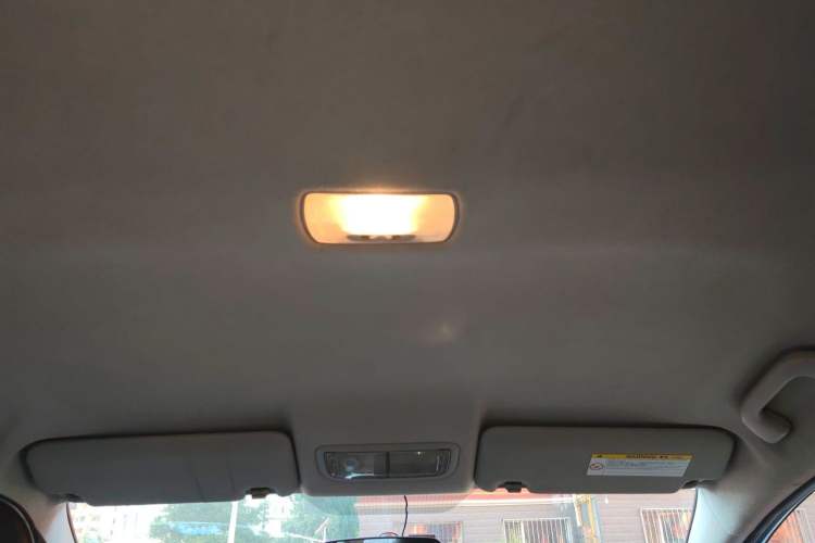 Used Honda Fit 2011 1.3L manual Comfort version Headliner