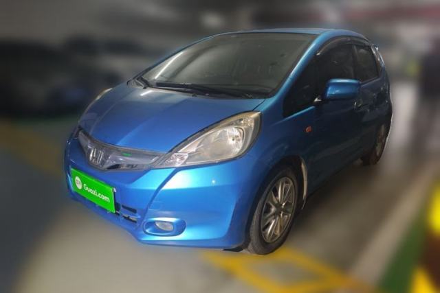 Used Honda Fit 2011 1.5L manual luxury version