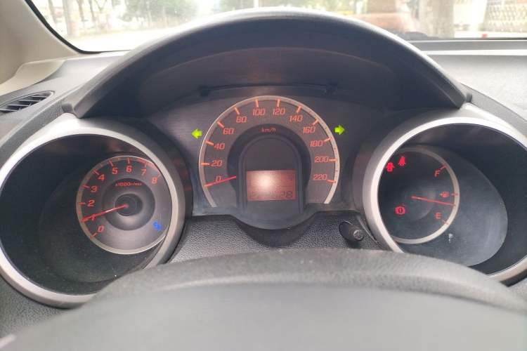 Used Honda Fit 2011 1.3L manual Comfort version Instrument Cluster