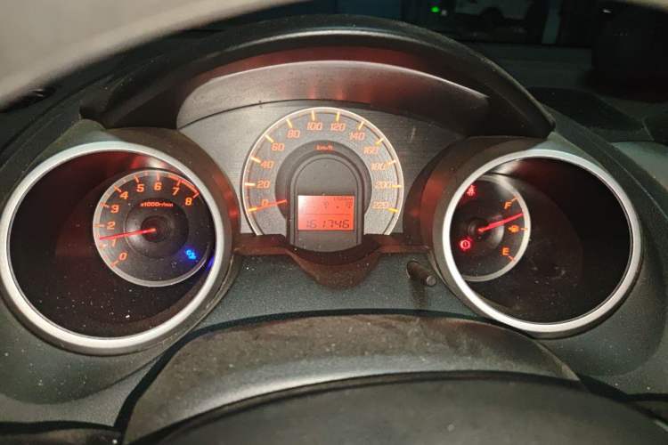 Used Honda Fit 2011 1.3L manual Comfort version Instrument Cluster