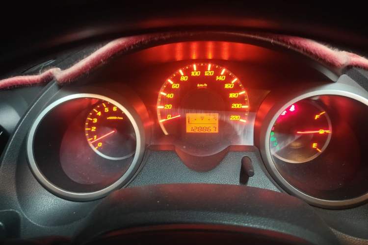 Used Honda Fit 2011 1.5L Automatic Luxury Edition Instrument Cluster