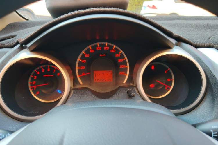 Used Honda Fit 2011 1.3L manual Comfort version Instrument Cluster