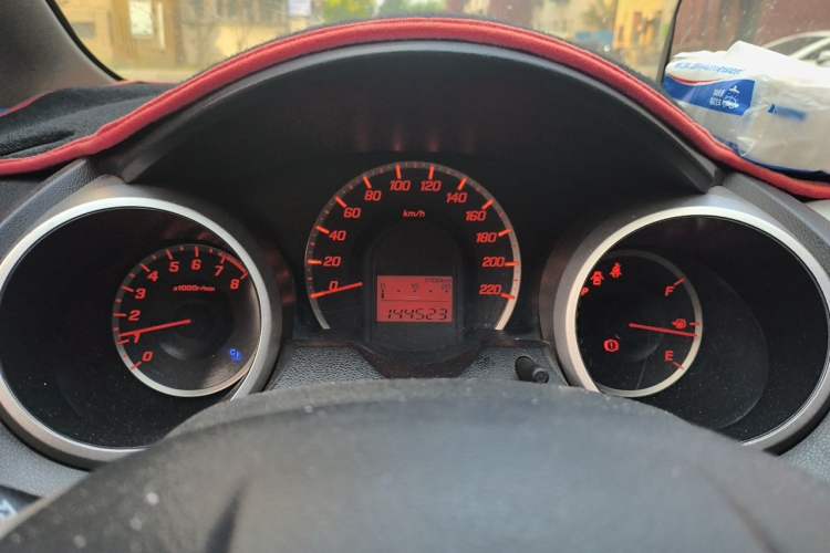 Used Honda Fit 2011 1.5L Automatic Luxury Edition Instrument Cluster