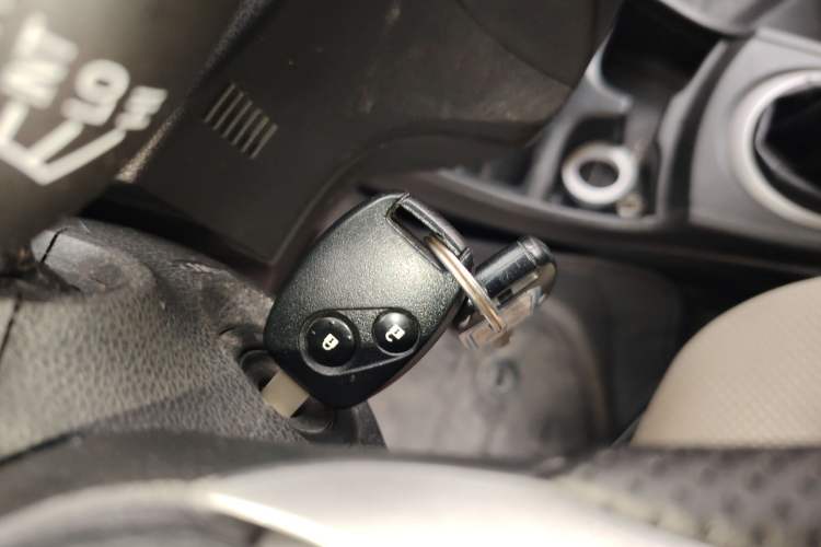 Used Honda Fit 2011 1.3L manual Comfort version Interior 1