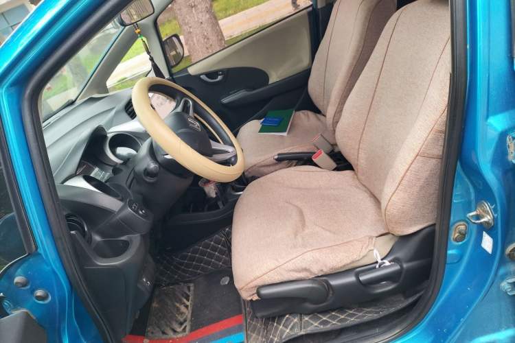 Used Honda Fit 2011 1.3L manual Comfort version Left Front Seat