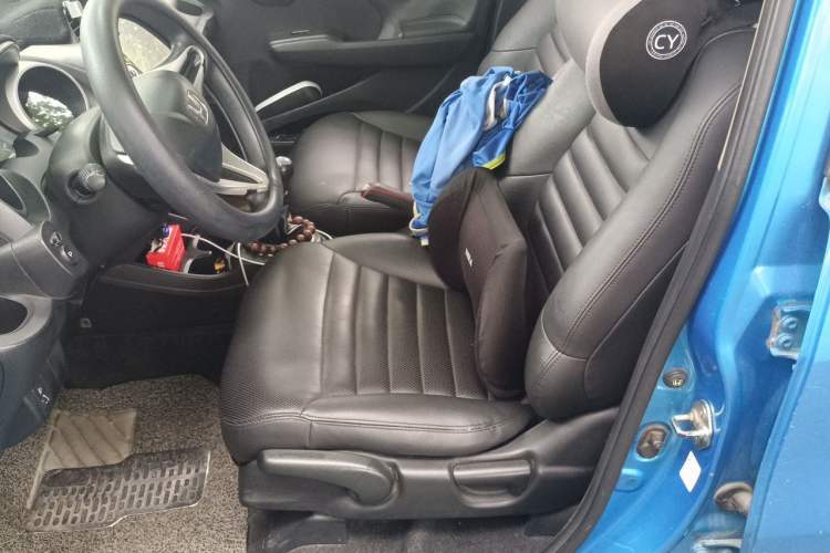 Used Honda Fit 2011 1.3L manual Comfort version Left Front Seat