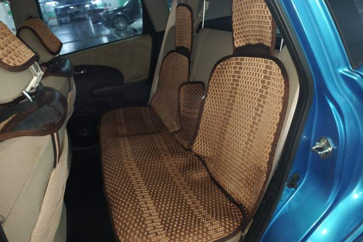Used Honda Fit 2011 1.5L Automatic Luxury Edition Left Rear Seat