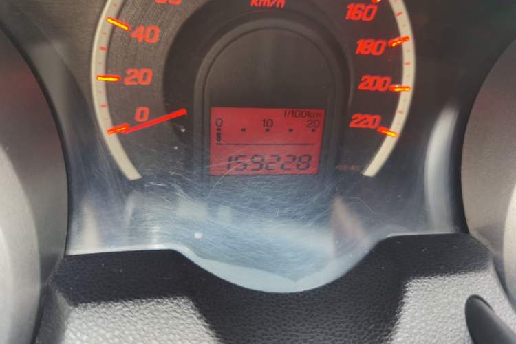 Used Honda Fit 2011 1.3L automatic comfort version Odometer Close Up