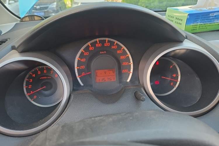 Used Honda Fit 2011 1.3L automatic comfort version Odometer Close Up